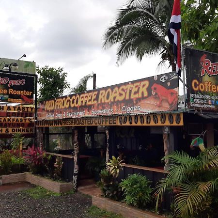 La Fortuna Red Frog Hotel מראה חיצוני תמונה