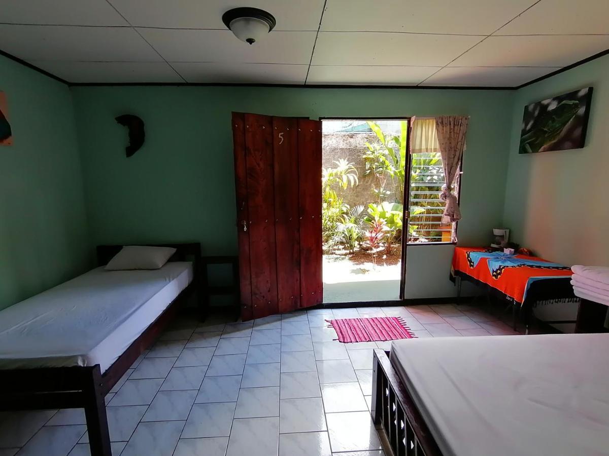 La Fortuna Red Frog Hotel מראה חיצוני תמונה